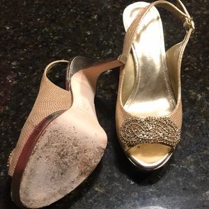 Antonio Melanie Heels